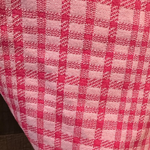 Listicle - Pink Plaid Crop Top - Picture 3 of 4